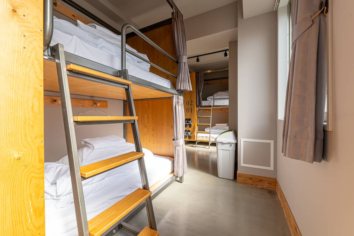 Dormitorio condiviso, per sole donne | Una cassaforte in camera, tende oscuranti, Wi-Fi gratuito
