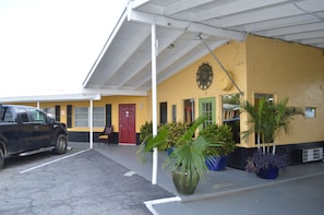 Front of property - Tropicana Motel Wauchula (Wauchula)
