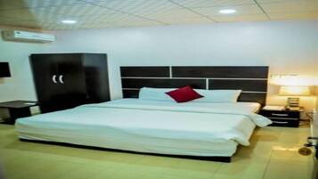 In-room safe, desk, free WiFi, bed sheets