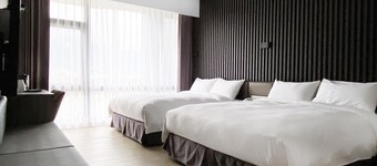 Champ de Roses Hotel