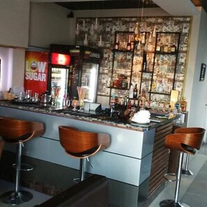 Bar (on property) - Georgetown Residence (Uyo)