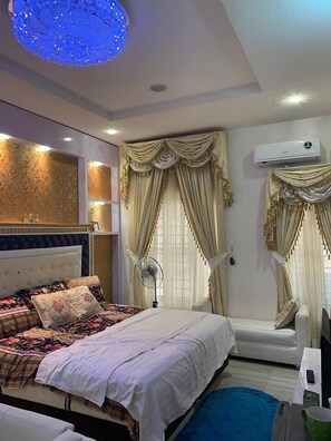 Classic Room | In-room safe, free WiFi