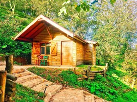 1 間睡房、摺床/加床 (收費)、免費 Wi-Fi、床單