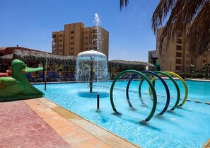 Piscina externa sazonal