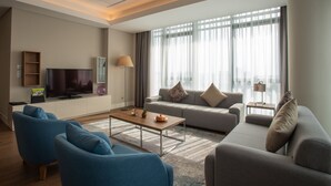 Deluxe Suite, 4 Bedrooms | Living room - La Verda Suites and Villas (Istanbul)