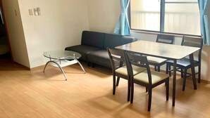 Private Vacation Home | Living area | Flat-screen TV - Tamagawa 1 chome (Tokyo)