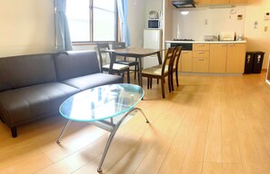 Private Vacation Home | Living area | Flat-screen TV
