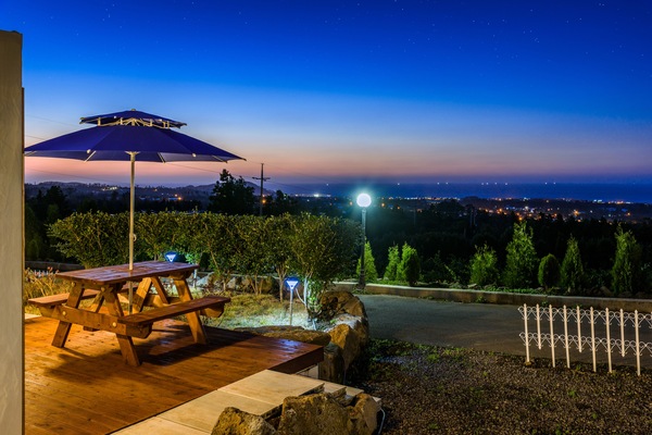 Dome Glamping | Terrace/patio