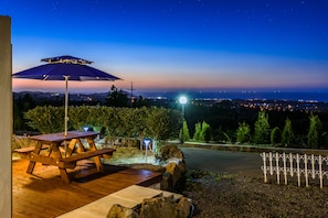 Dome Glamping | Terraza o patio