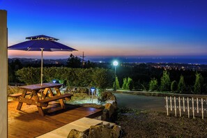 Dome Glamping | Terraza o patio