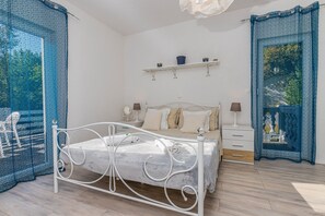 House, 4 Bedrooms