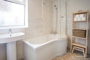House | Bathroom