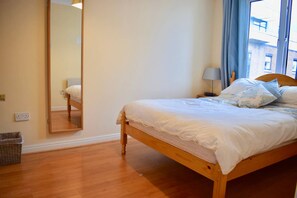 2 bedrooms, bed sheets