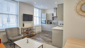 Apartment | Living area - Apartment One Hudsons Yard House (Whitby)