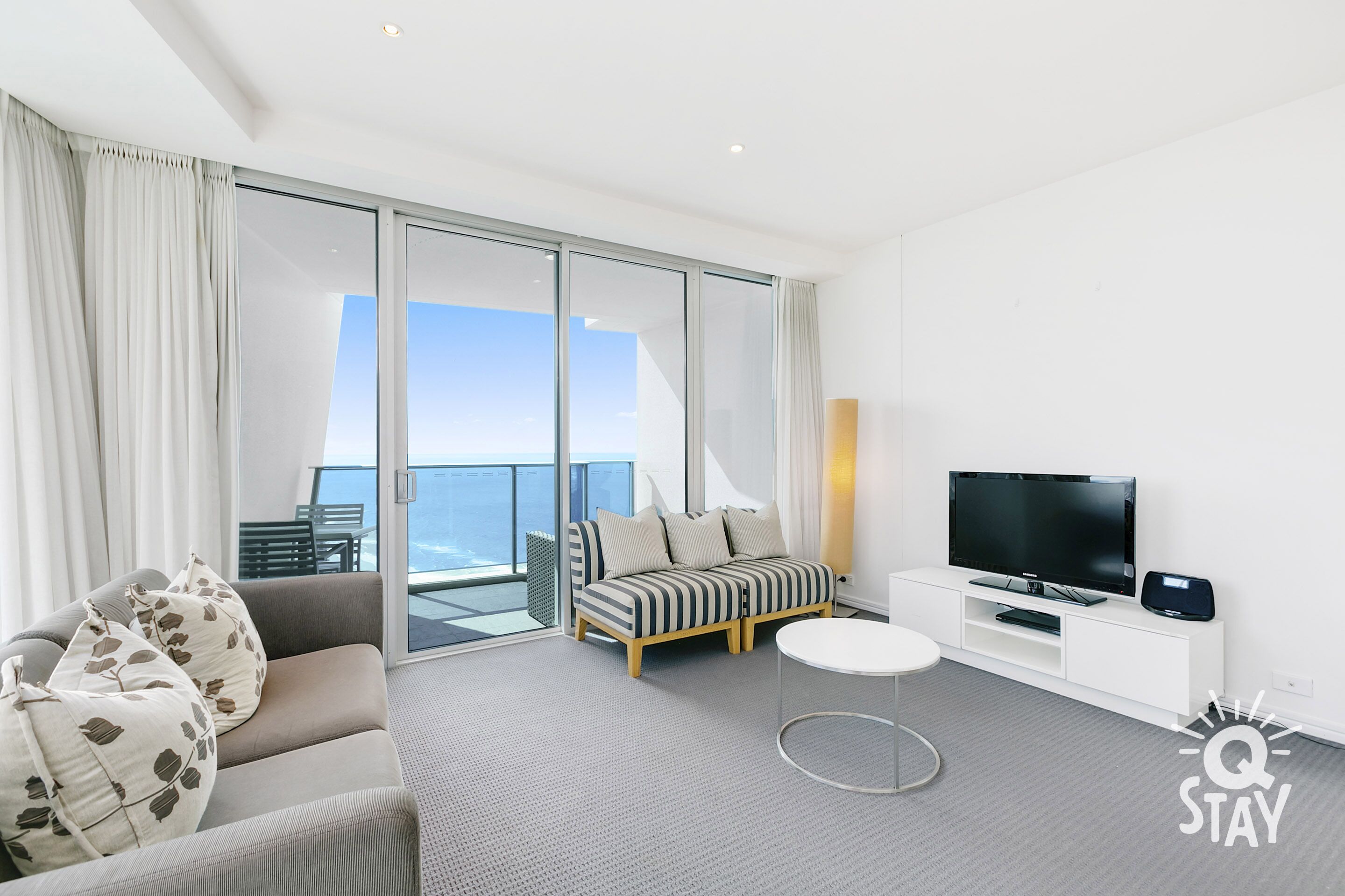 ♦️ H'Residences – 2 Bedroom Ocean view Apartment sleeps 4 guests — Q Stay