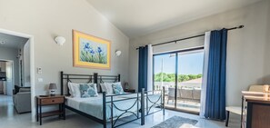 4 soverom, strykejern/-brett, wi-fi og sengetøy