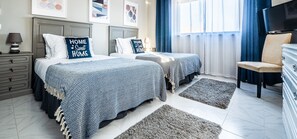 4 bedrooms, iron/ironing board, WiFi, bed sheets