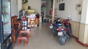 Reception - OYO 395 Anh Quoc Hotel (Ho Chi Minh City)