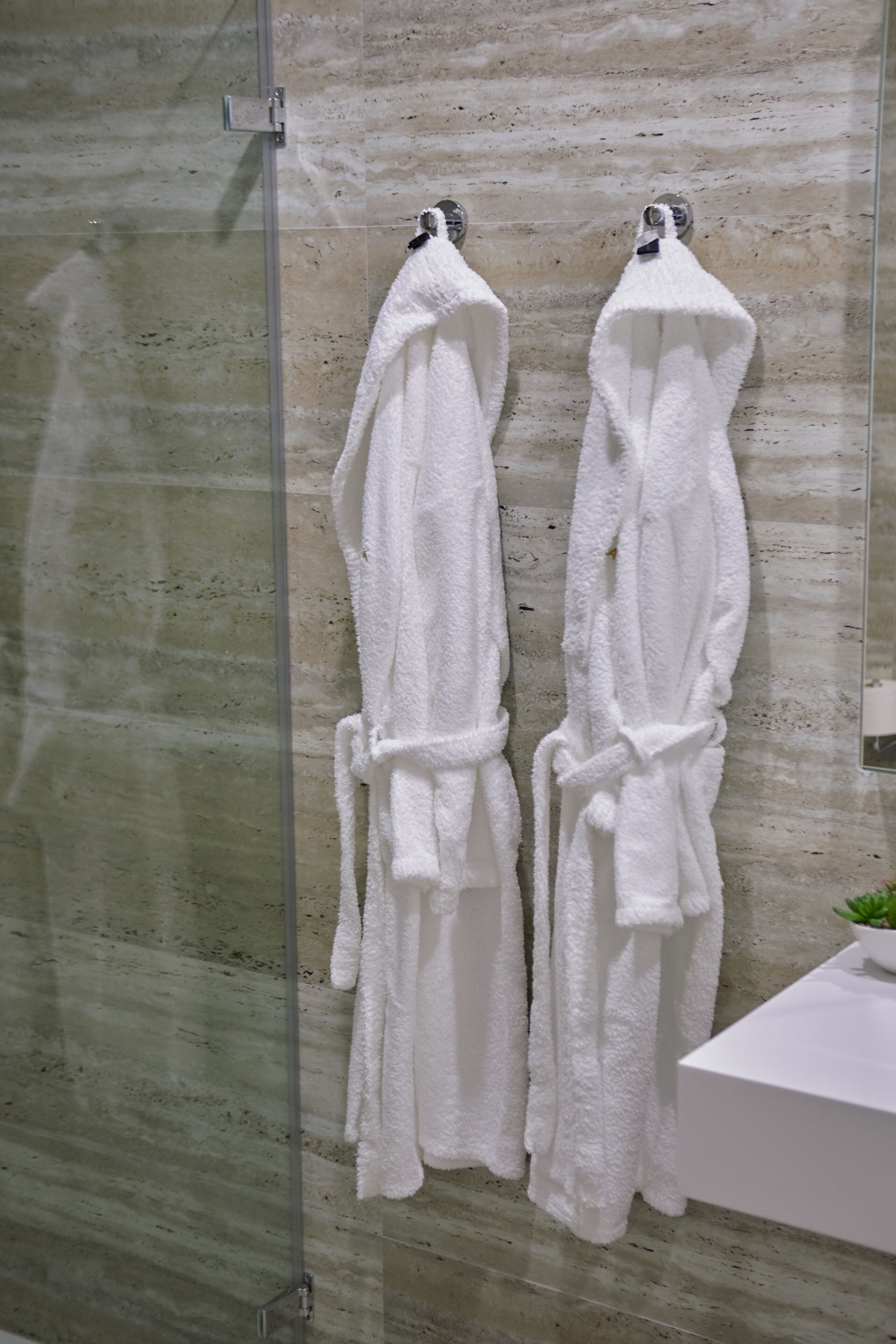 double room | bathroom amenities | shower, rainfall showerhead, free toiletries, hair dryer