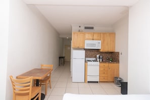 Apartment (1 Bedroom) | Private kitchen