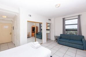 Apartment (1 Bedroom)