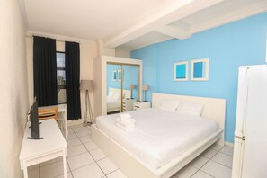 아파트 (1 Bedroom) | 1 개의 침실, 책상, 노트북 작업 공간, 다리미/다리미판