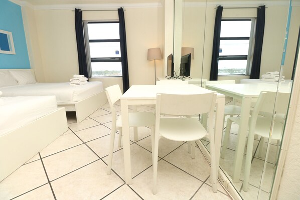 Apartment (1 Bedroom) | Private kitchen