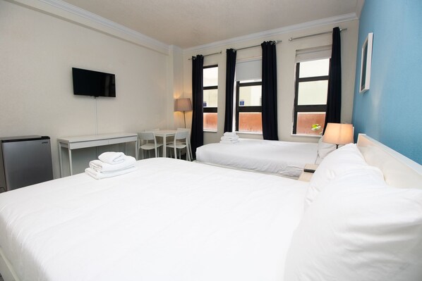 Apartment (1 Bedroom) | 1 bedroom, desk, laptop workspace, iron/ironing board