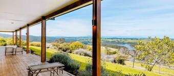 An Oriental Gem Hidden in Jindivick