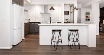 Charming Designer's House in Point Cook