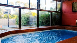 Spa - 'mountain Retreat Villa' Near Dandenong Ranges (Upwey)