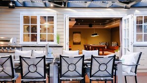 Dining - 'mountain Retreat Villa' Near Dandenong Ranges (Upwey)