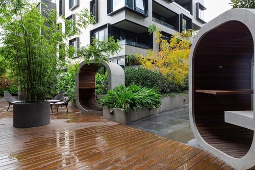 Stylish 1BR Apartment With Free Parking