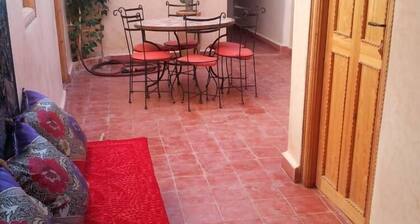 Petite Maison typique dans village Marocain