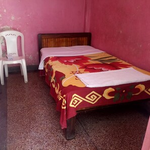 Single Room | Desk, free WiFi, bed sheets - Othaya Annex Lodge (Naivasha)