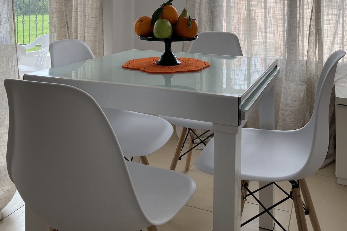 Superior-Apartment, 1 Schlafzimmer | Eigene Küche | Wasserkocher mit Kaffee-/Teezubehör, großer Kühlschrank, Mikrowelle