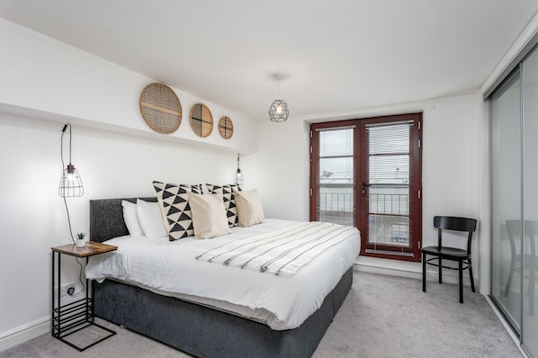 Classic Apartment, 2 Bedrooms, Non Smoking | View from room