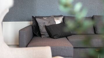 Classic-Apartment, 2 Schlafzimmer, Nichtraucher | 2 Schlafzimmer, individuell dekoriert, individuell eingerichtet