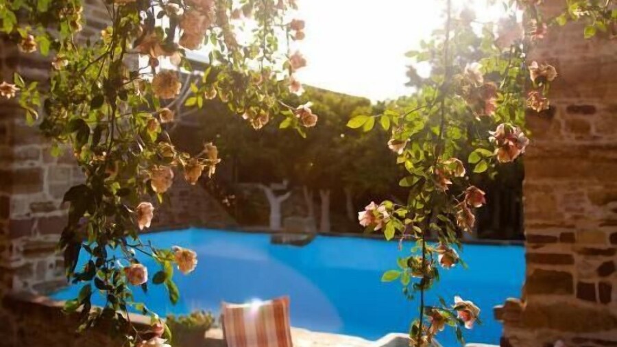 Mouzaliko Guesthouse Mansion