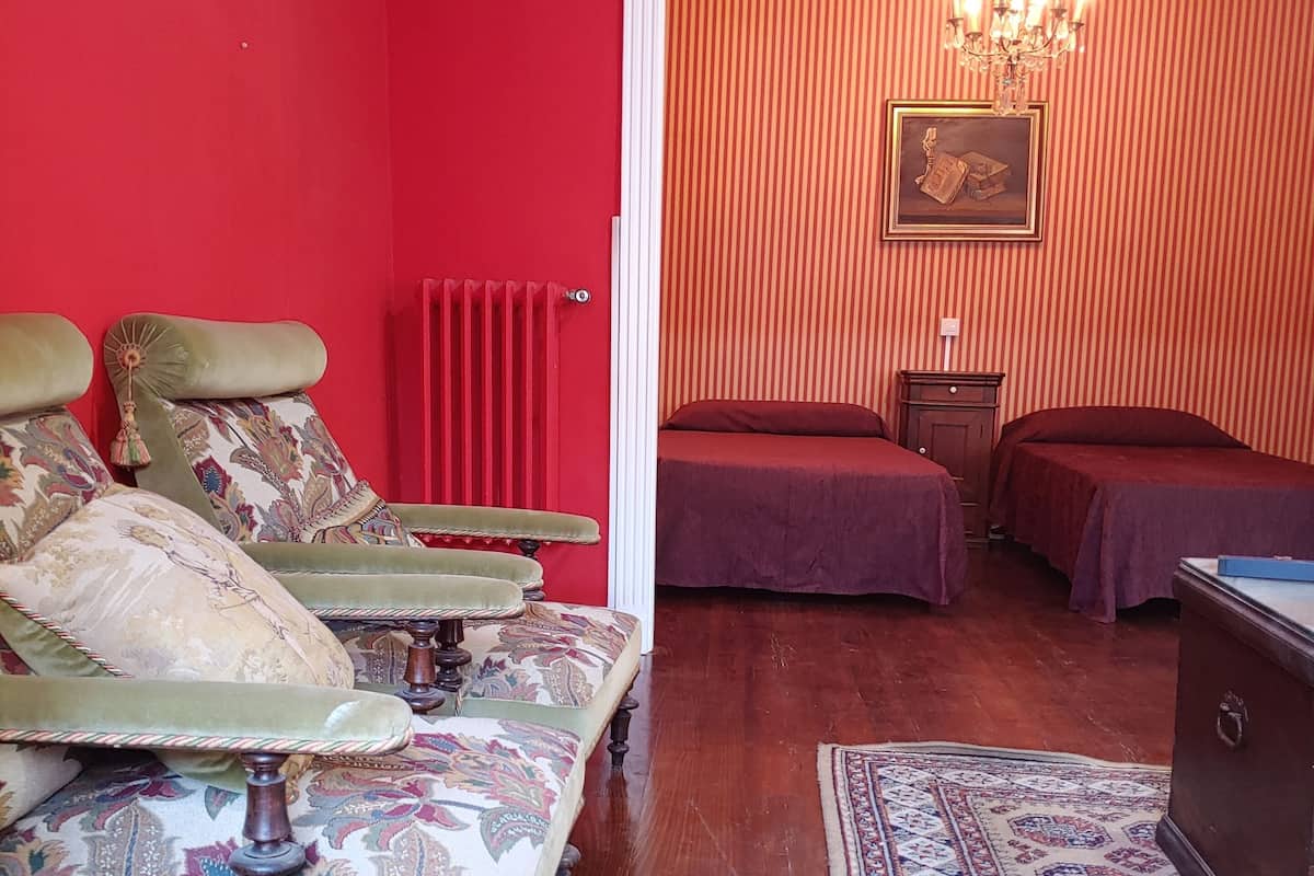Twin Room, Shared Bathroom | Free WiFi