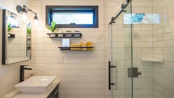 Een douche, een haardroger