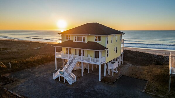 Unclassified image, 1 of 61, button