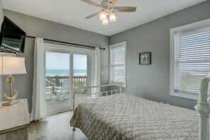 8 bedrooms, desk, iron/ironing board, free WiFi