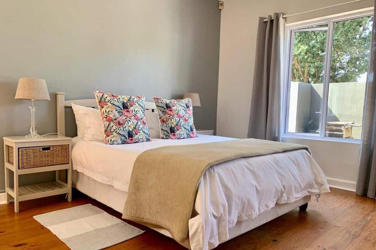 2 bedrooms, premium bedding, individually decorated