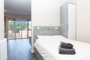 Studio luxueux | 1 chambre, bureau, espace de travail pour ordinateurs portables