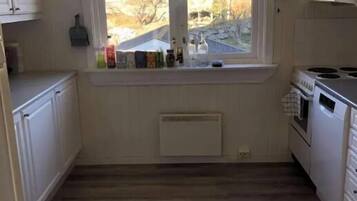 Appartement, 5 chambres | Cuisine privée | Réfrigérateur, four, plaque de cuisson, lave-vaisselle