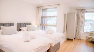 2 chambres, fer et planche Ă repasser, Wi-Fi, draps fournis