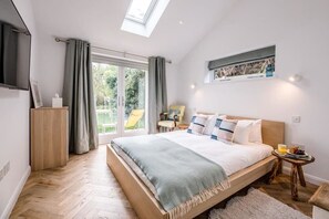 4 soverom, strykejern/-brett, wi-fi og sengetøy