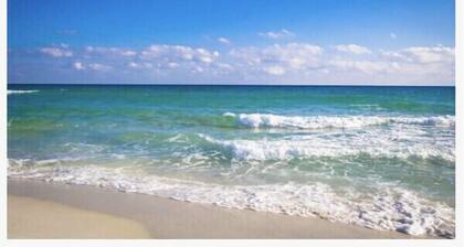 Way LOWER PRICES from NOW thru All of 2026 Ground floor, 2bedrooms, 2full baths!