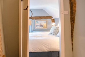 2 chambres, fer et planche Ă repasser, Wi-Fi, draps fournis
